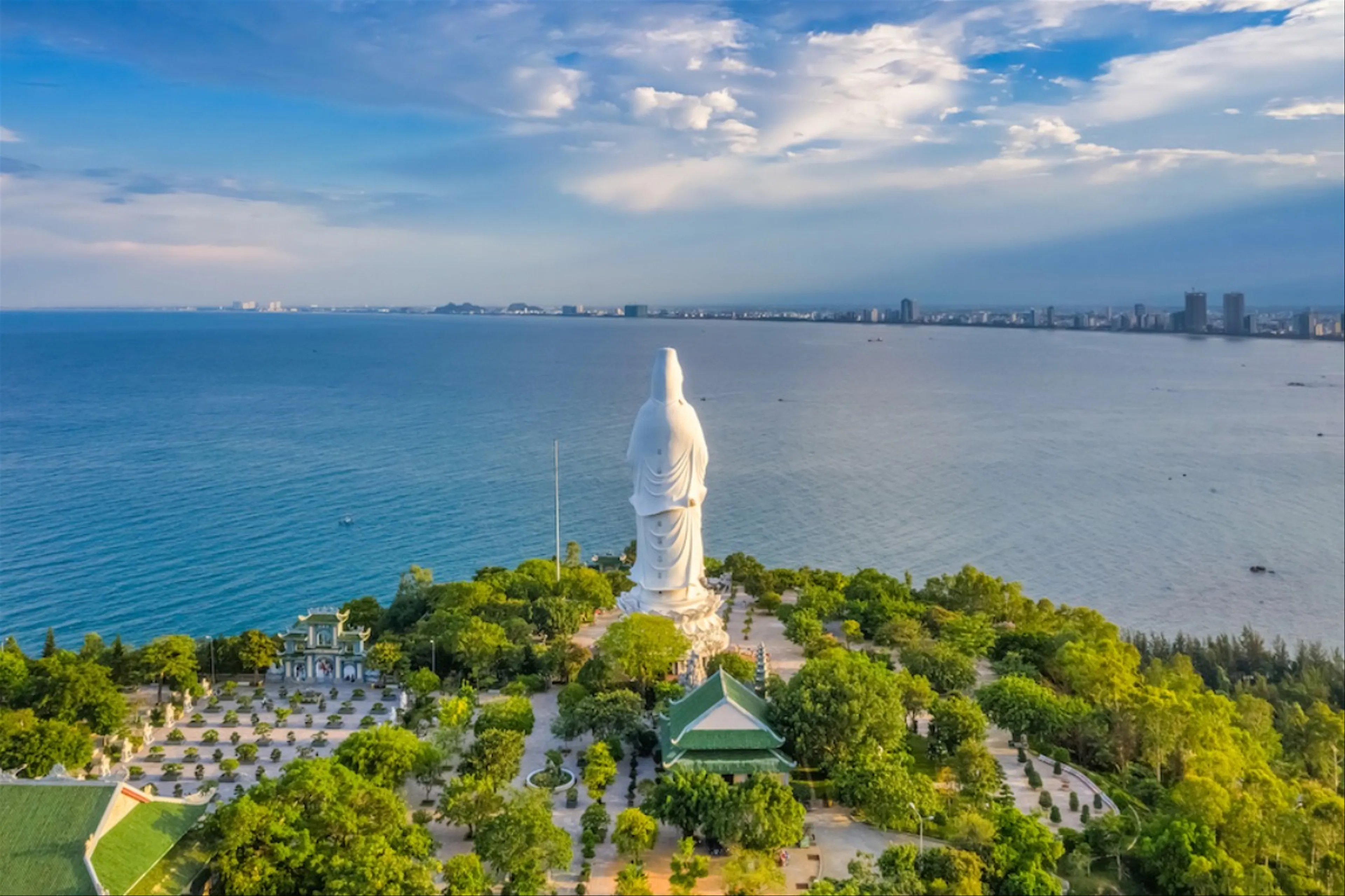 Kinh nghiệm du lịch Đà Nẵng 2025 Ăn gì, chơi gì, ở đâu cho trọn vẹn chuyến đi