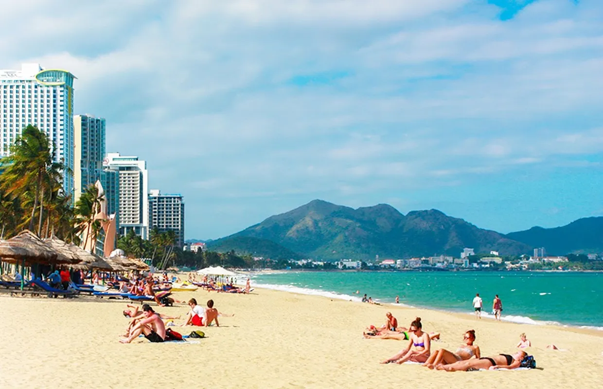 Vẻ đẹp của bãi biển Trần Phú nha trang