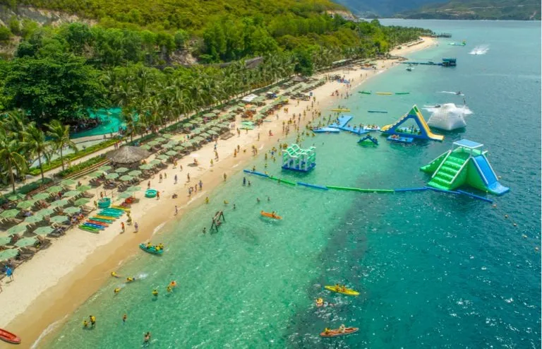 Vẻ đẹp của hòn tằm Nha Trang