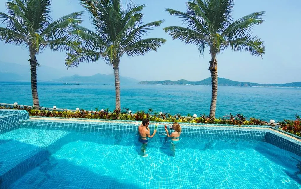 Check in at Hon Tam Nha Trang