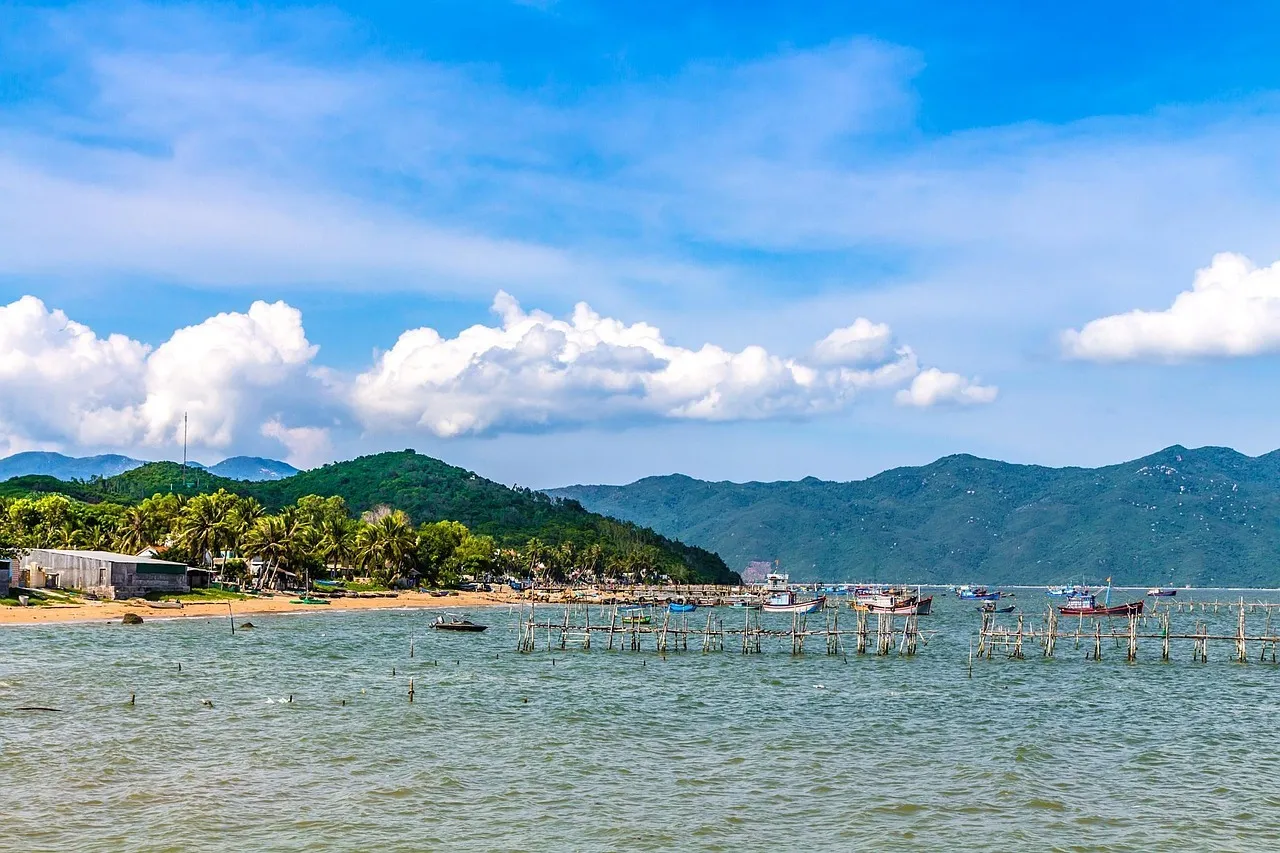 Khám phá Làng chài ven biển