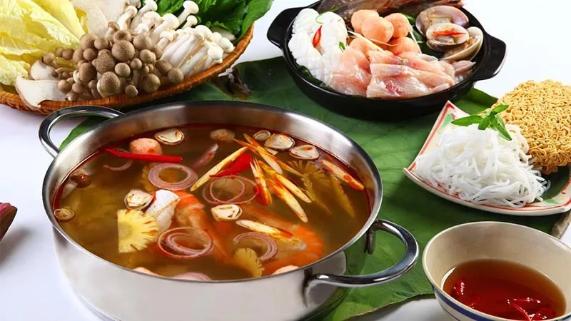 Lẩu hải sản tại Nha Trang