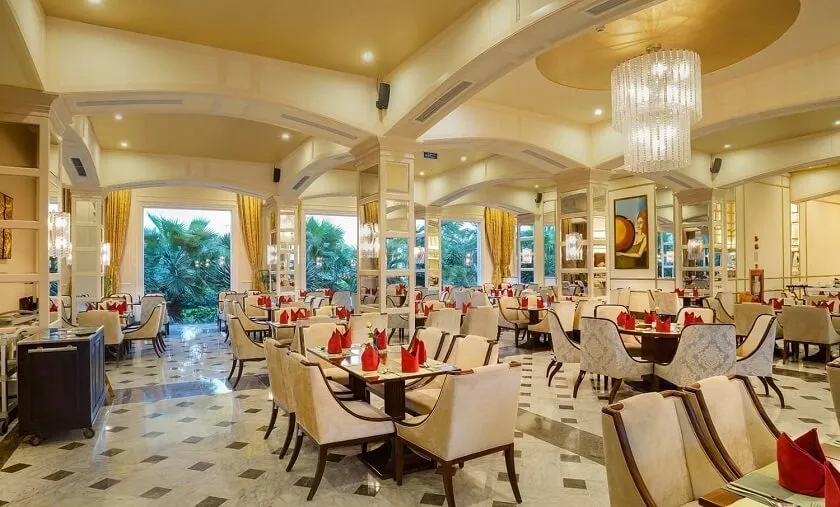 Nhà hàng Taras Tác phẩm nghệ thuật giữa lòng Wonderworld