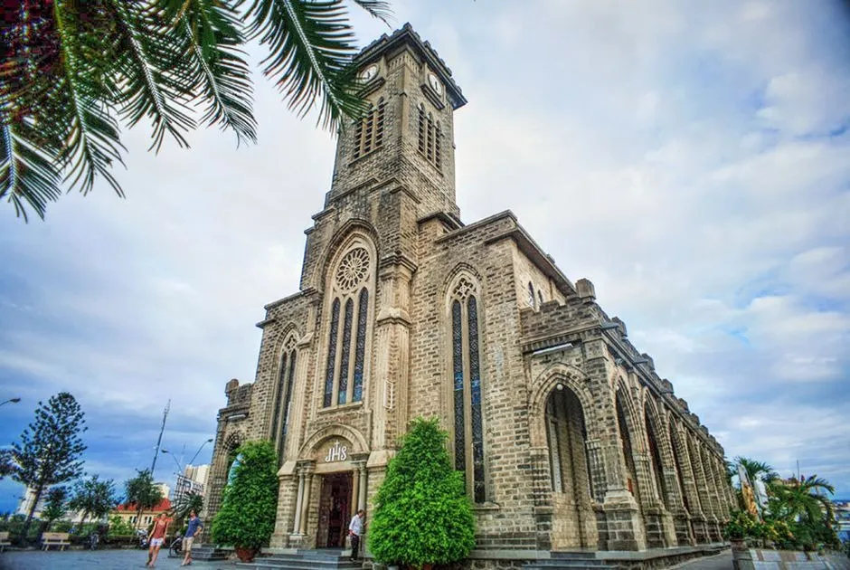 exterior space of nha trang stone church