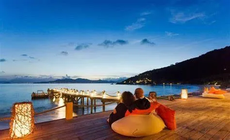 Ngám biển tại Ninh Vân Bay