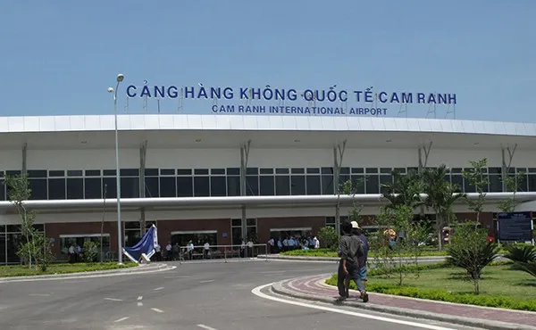 Cảng hàng không quốc tế sân bay cam ranh