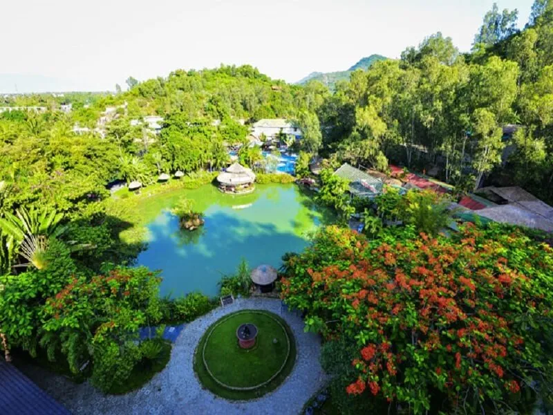 The beauty of Nha Trang mineral springs