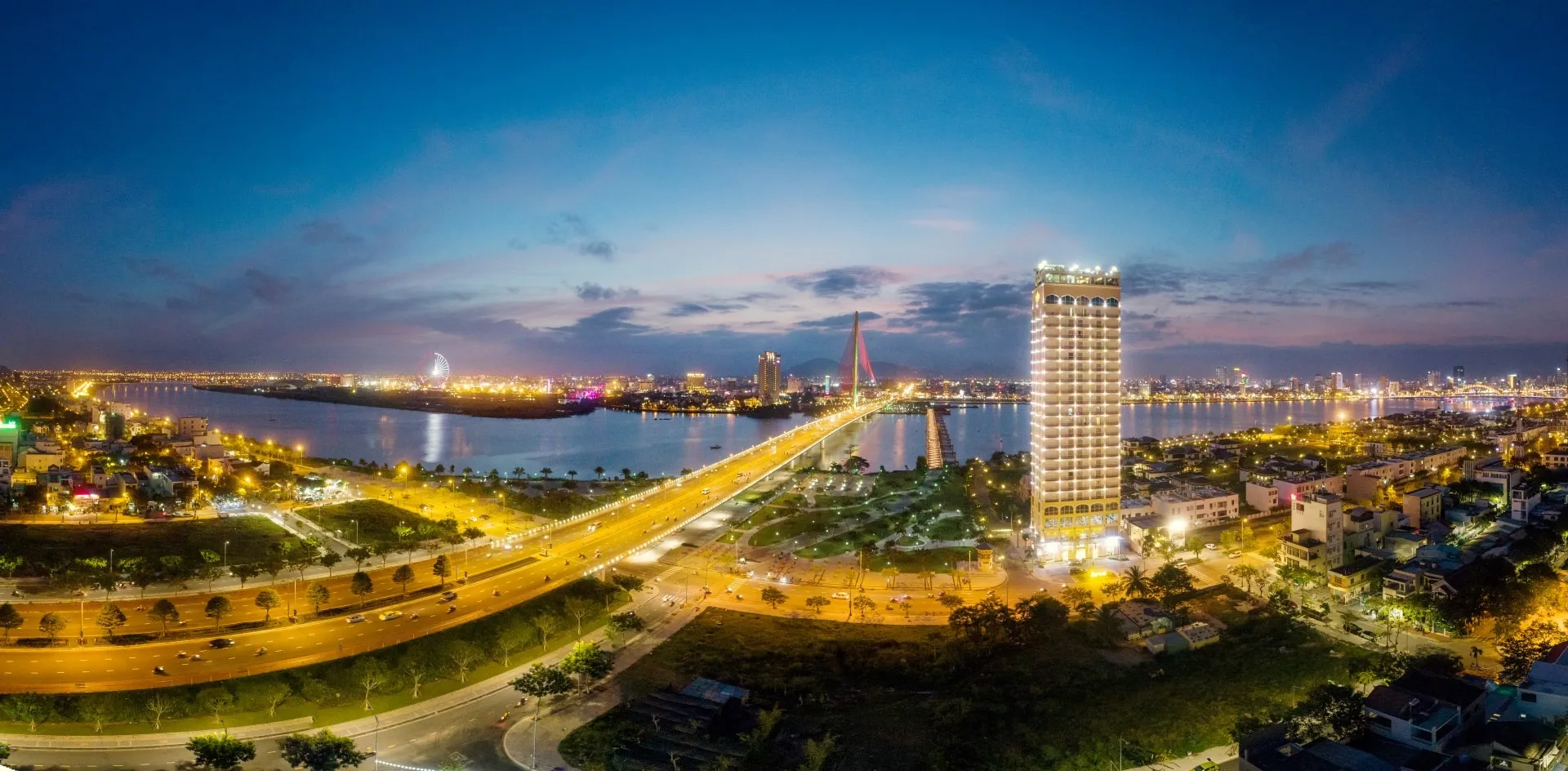 Toàn cảnh thành phố Đà Nẵng