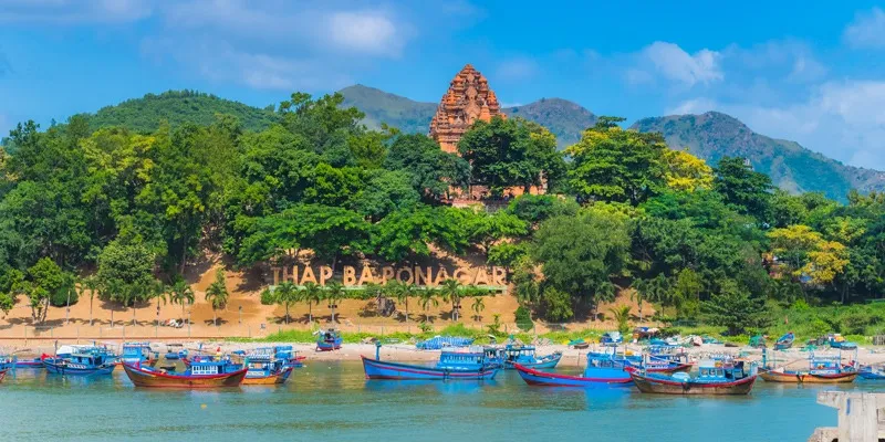 Vẻ đẹp của thác bà Ponagar