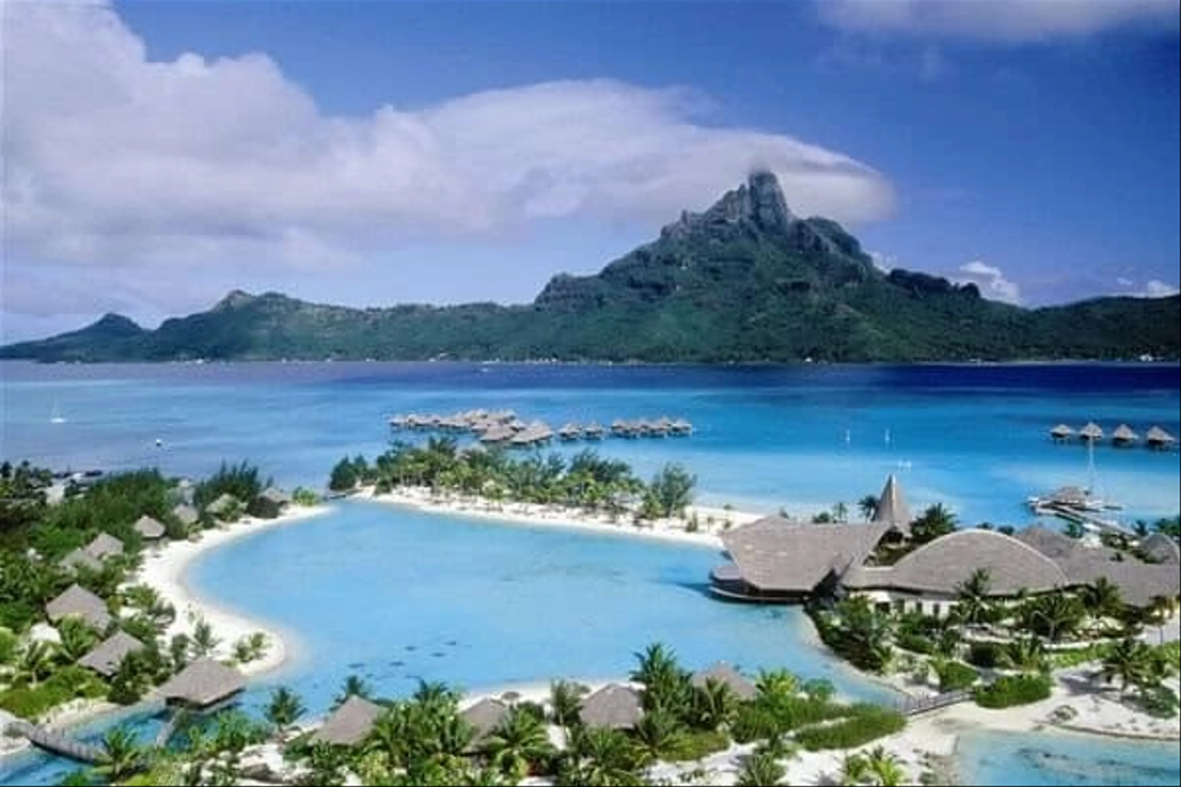 Bãi biển Đồ Sơn vẻ đẹp nên thơ giữa lòng thành phố cảng