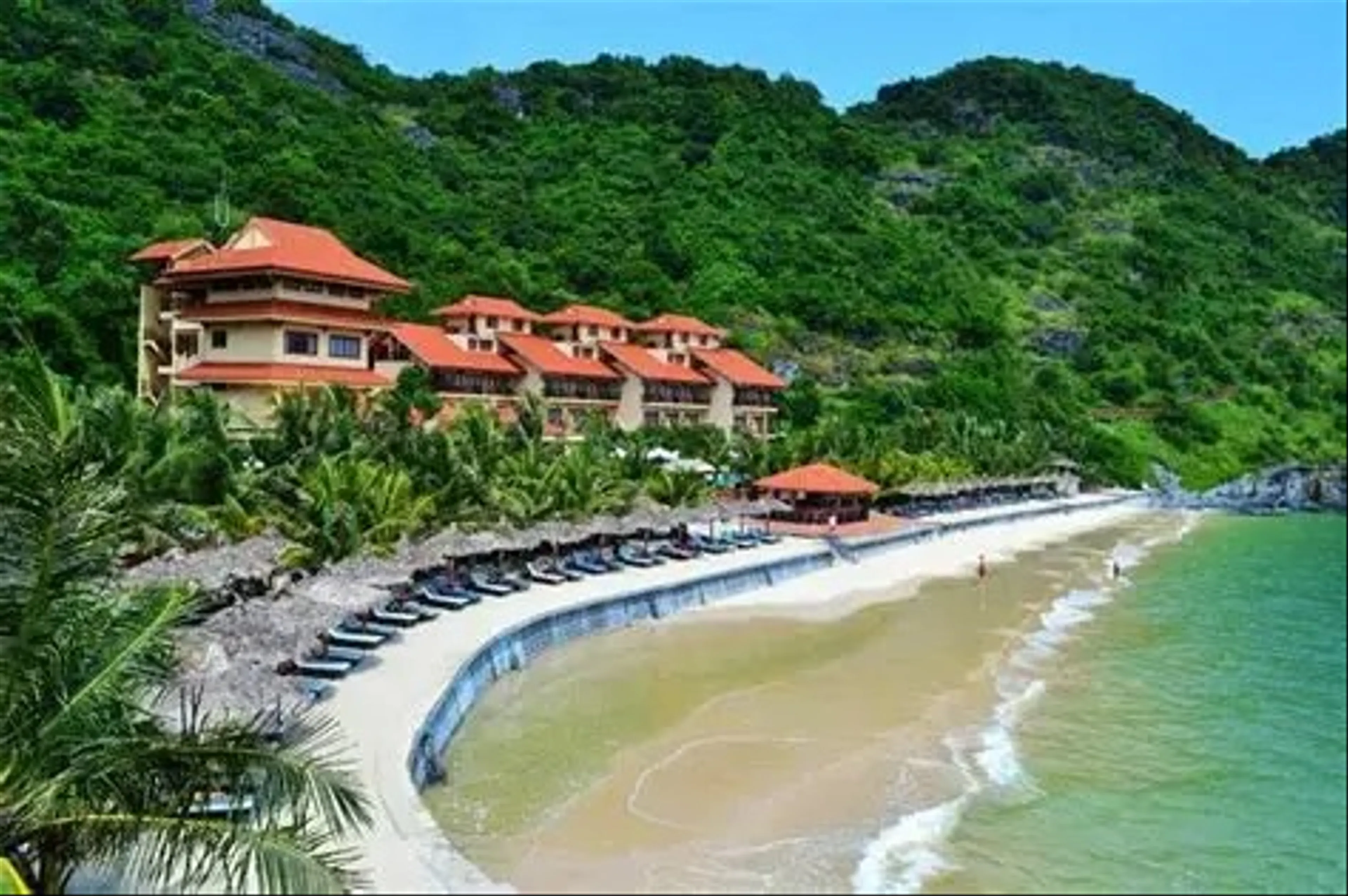 Du lịch biển Cát Bà Khám phá thiên đường nhiệt đới giữa lòng vịnh Bắc Bộ