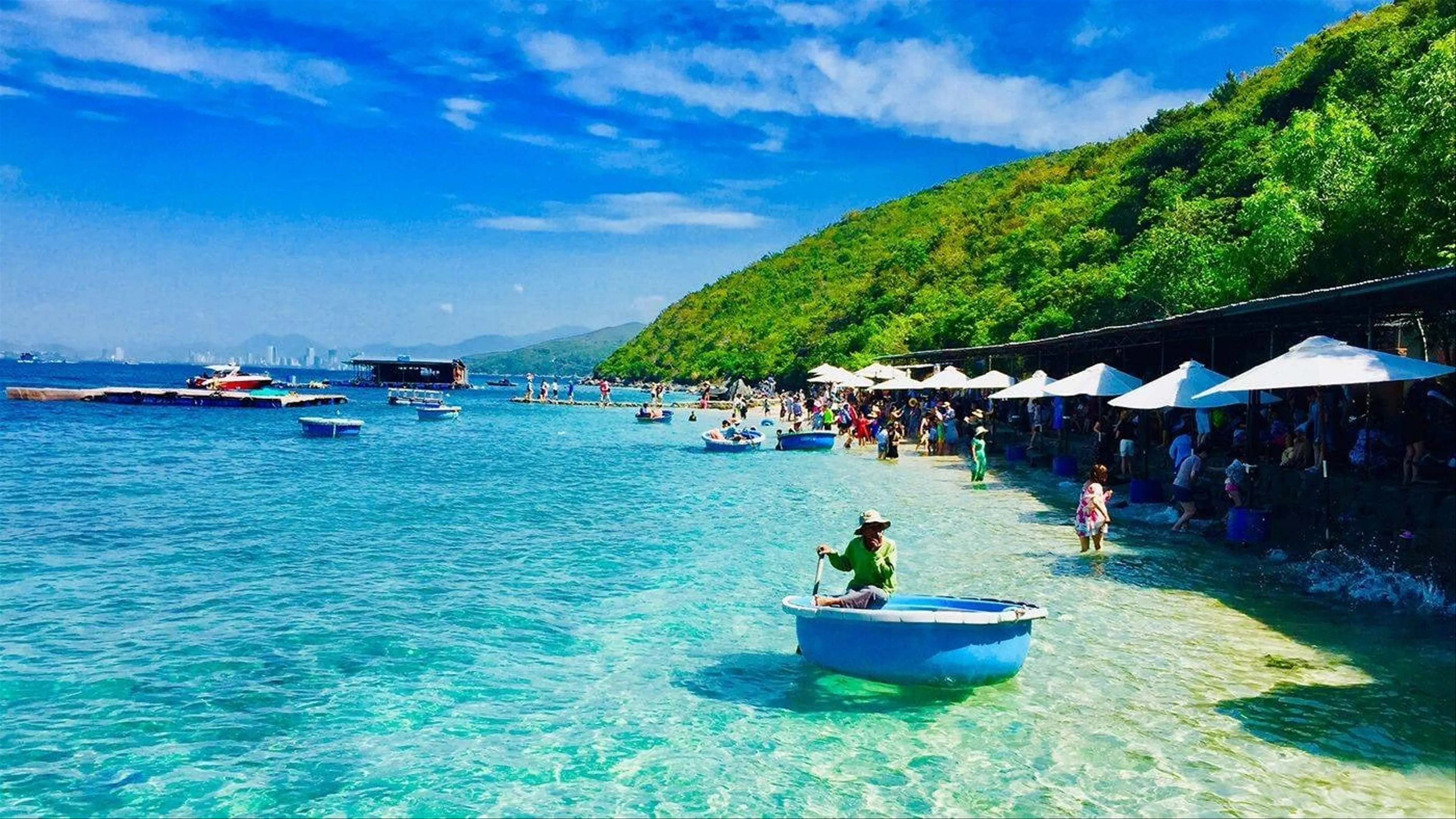 Nha Trang Tourism 2025 complete Experience of Eating, Playing, and Relaxing from A–Z