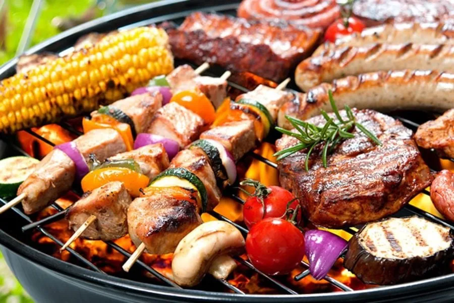 Thưởng thức bò nướng lạc cảnh