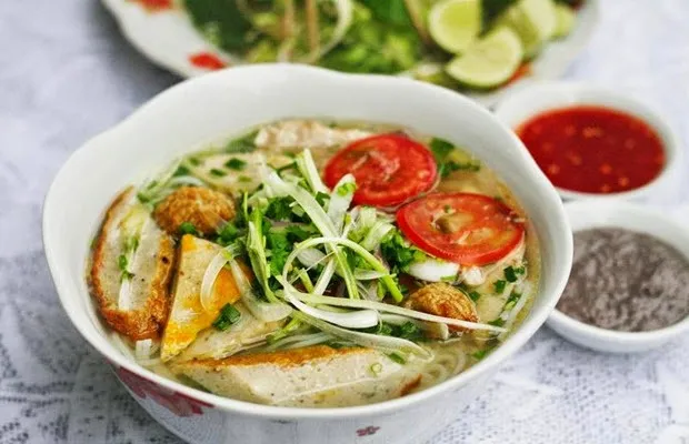 Nha Trang fish noodle soup - delicious and attractive dish