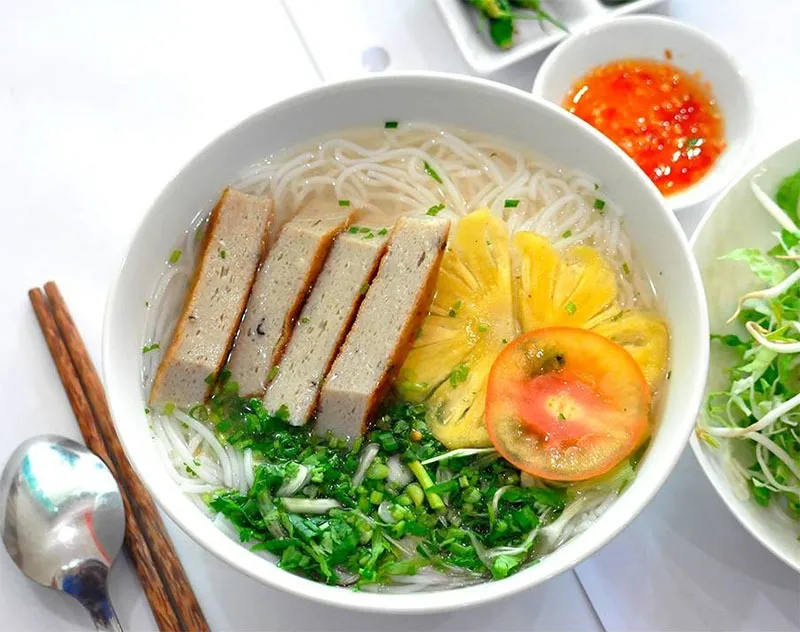 Nha Trang fish noodle soup - delicious and attractive dish