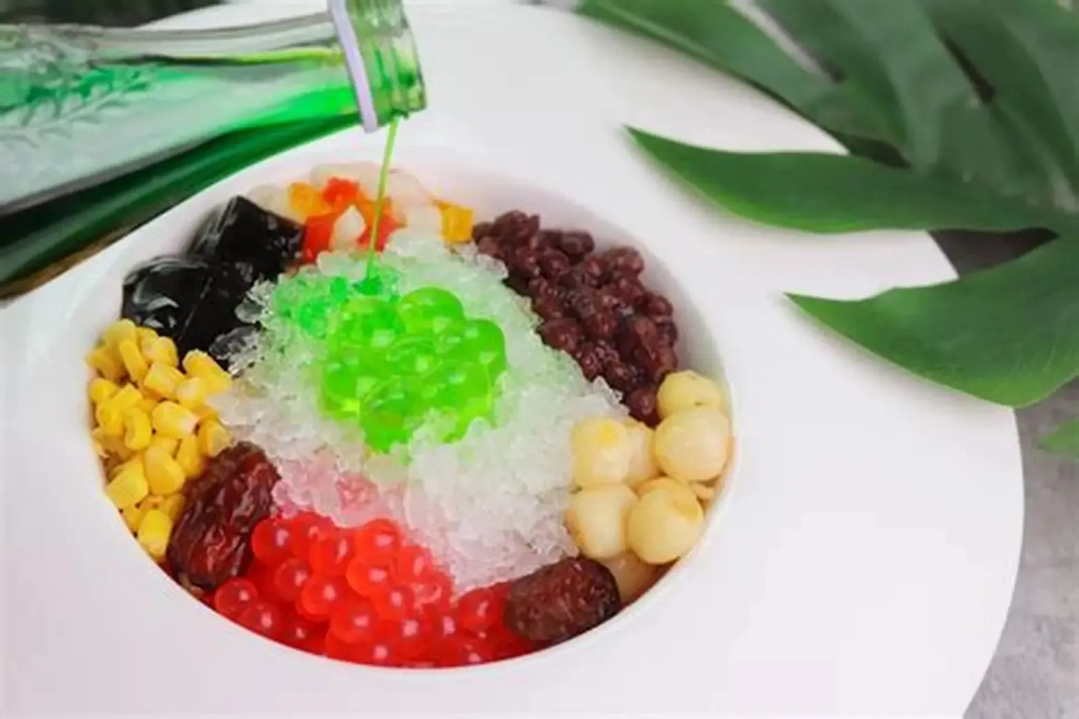 Nha Trang fruit tea attractive snack