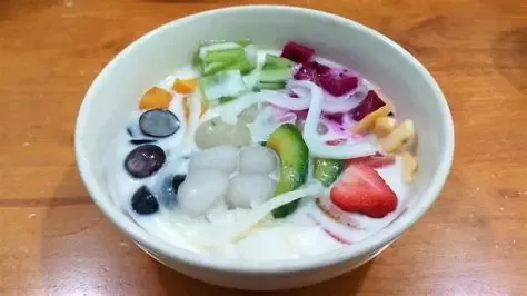 Nha Trang fruit tea attractive snack