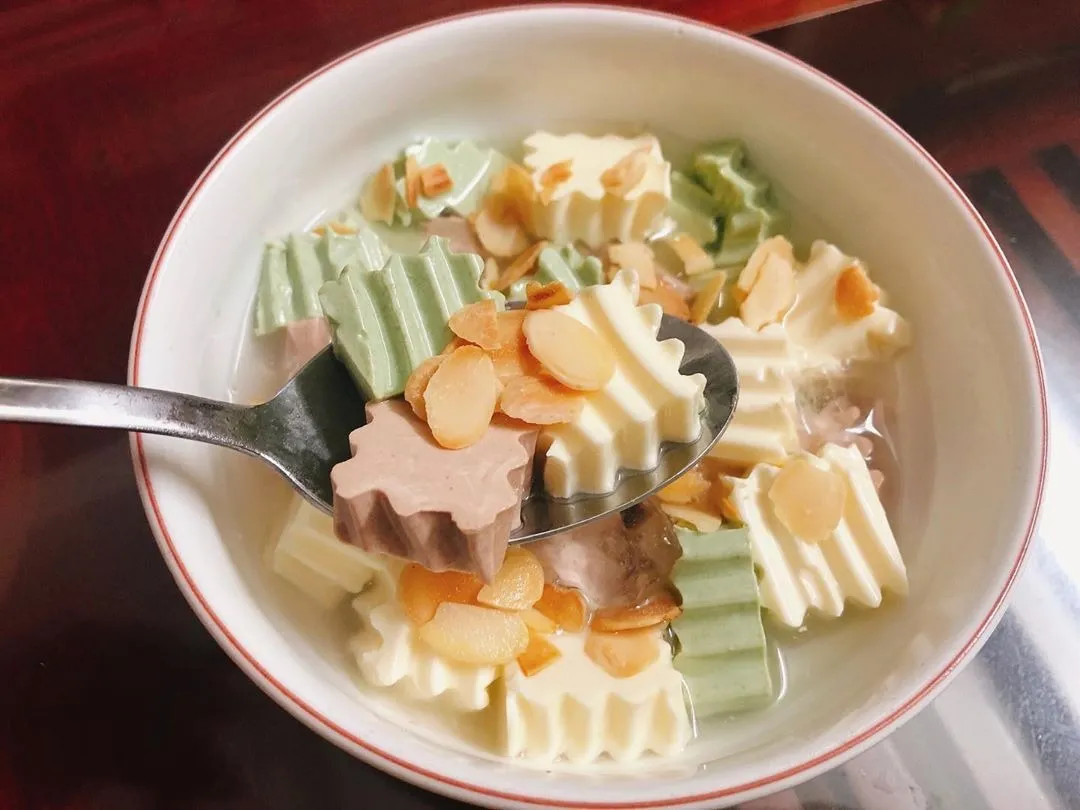 Nha Trang fruit tea attractive snack