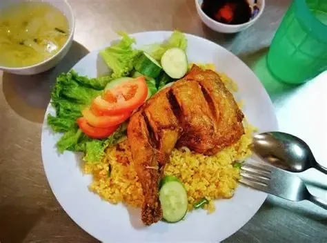 Cơm gà Nha Trang món ngon khó cưỡng