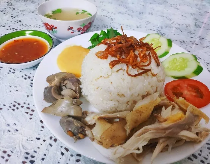 Cơm gà thơm ngon bổ dưỡng