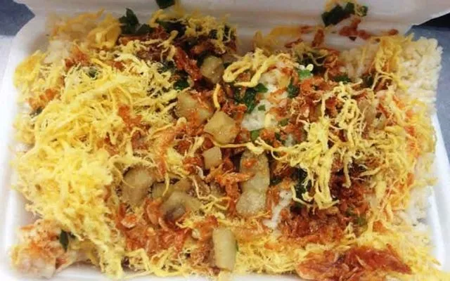 Nha Trang Crispy Rice with Shredded Pork