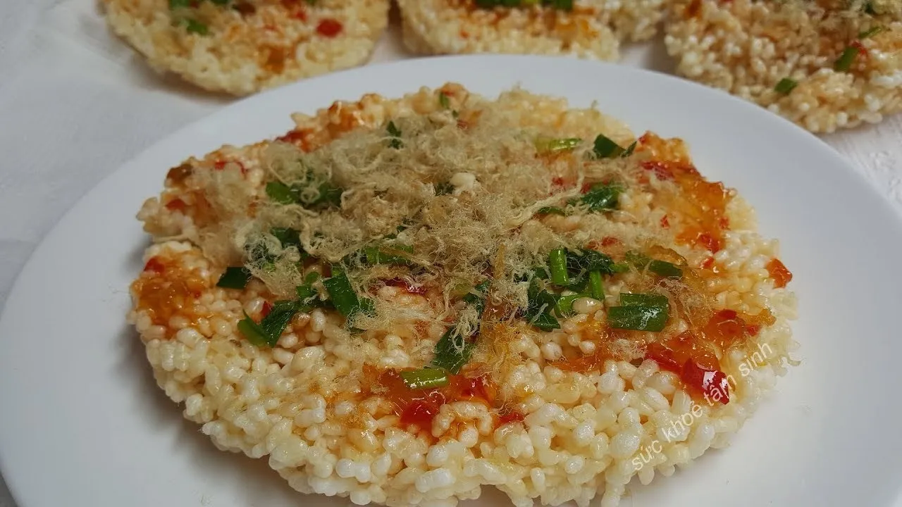 Nha Trang Crispy Rice with Shredded Pork