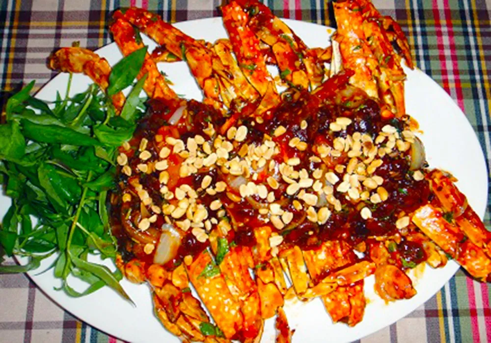 Delicious and attractive crab stir fried with tamarind