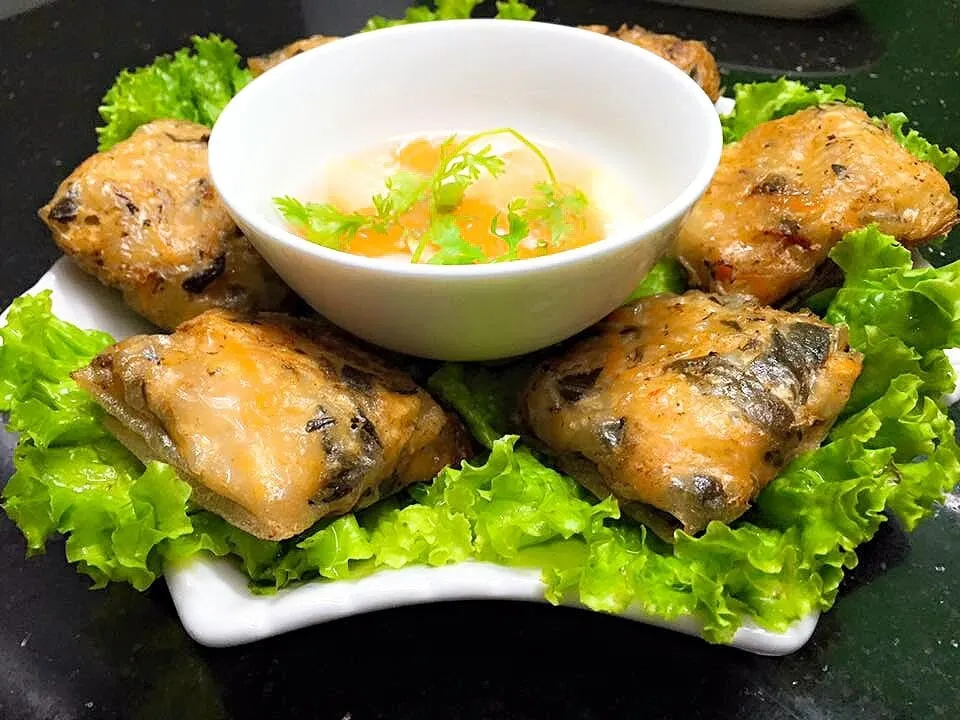 Nem cua bể Hải Phòng