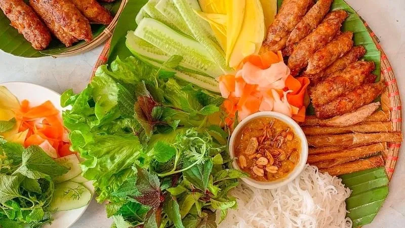 Nem nướng nha trang món ngon hấp dẫn