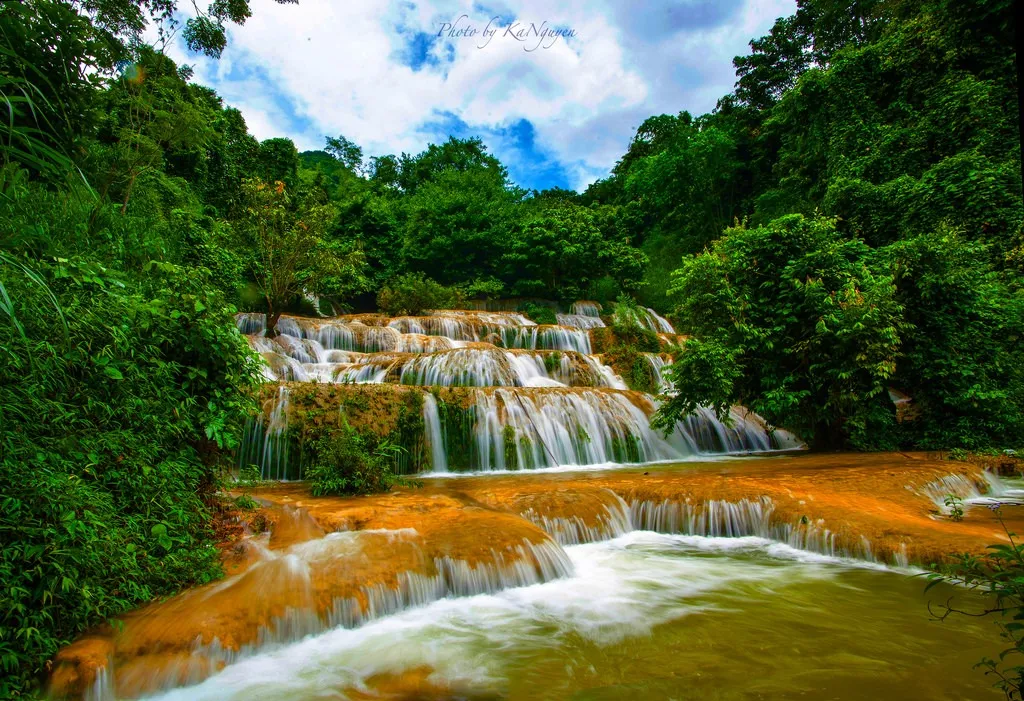 Thác mây thạch Lâm