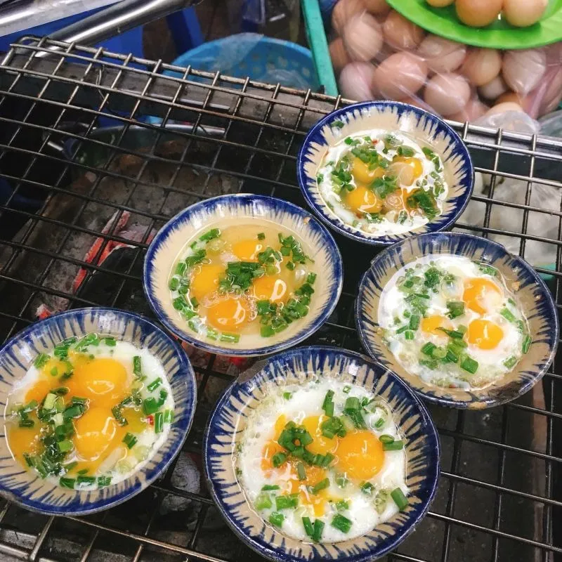 Trứng chén thơm ngon hấp dẫn