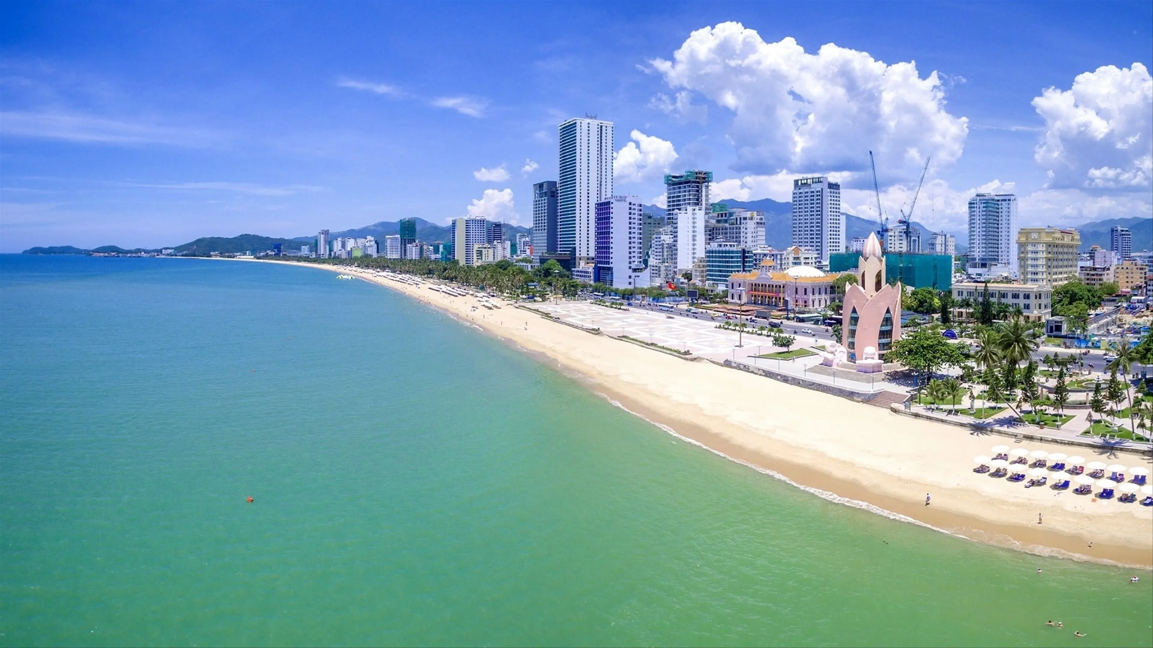 Du lịch Nha Trang 2025 trọn bộ kinh nghiệm ăn chơi, nghỉ dưỡng từ A–Z
