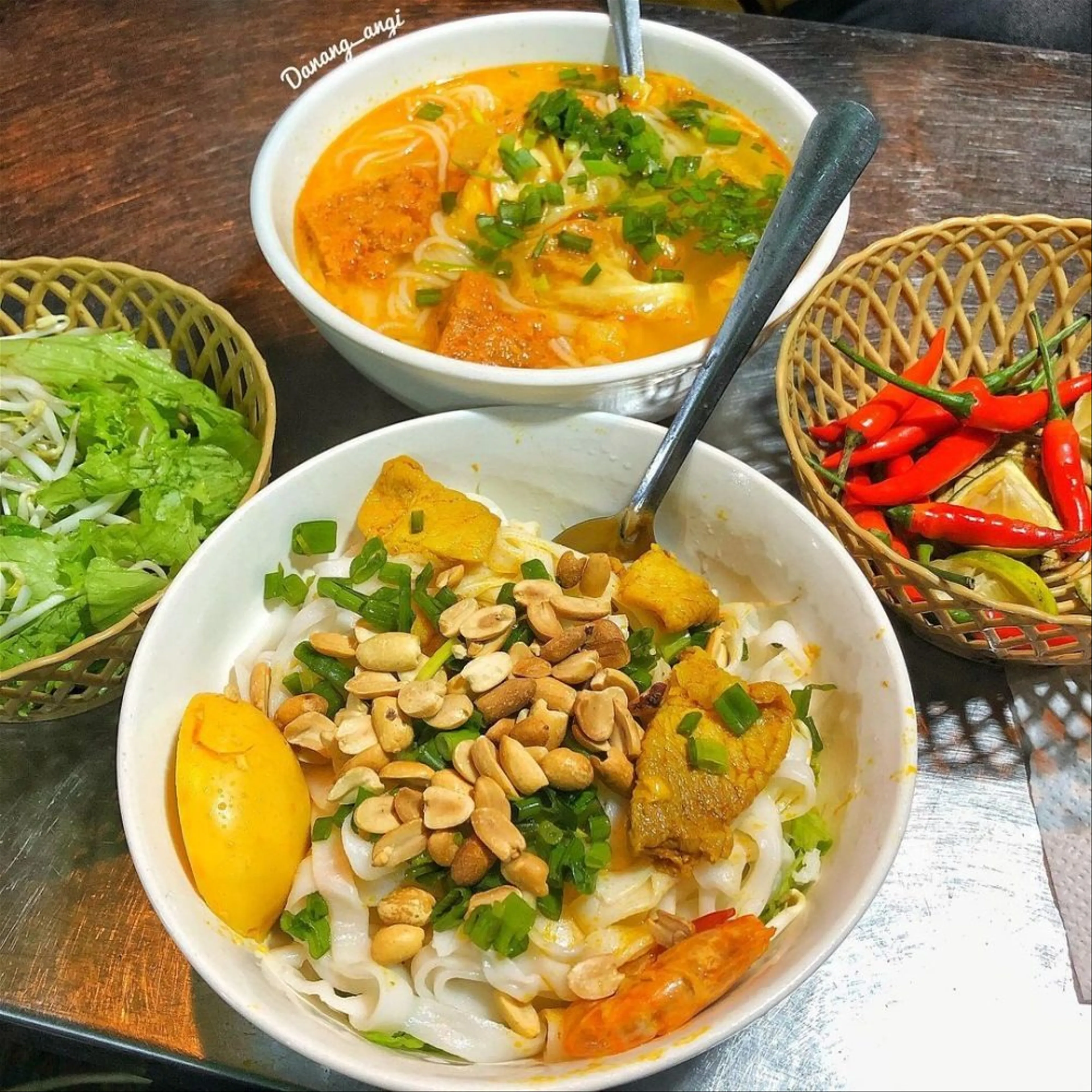 Mì Quảng Nha Trang Hương vị miền Trung giữa lòng phố biển