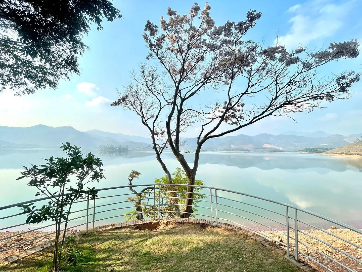 Vẻ đẹp của khu du lịch sinh thái Khe chè Đông Triều
