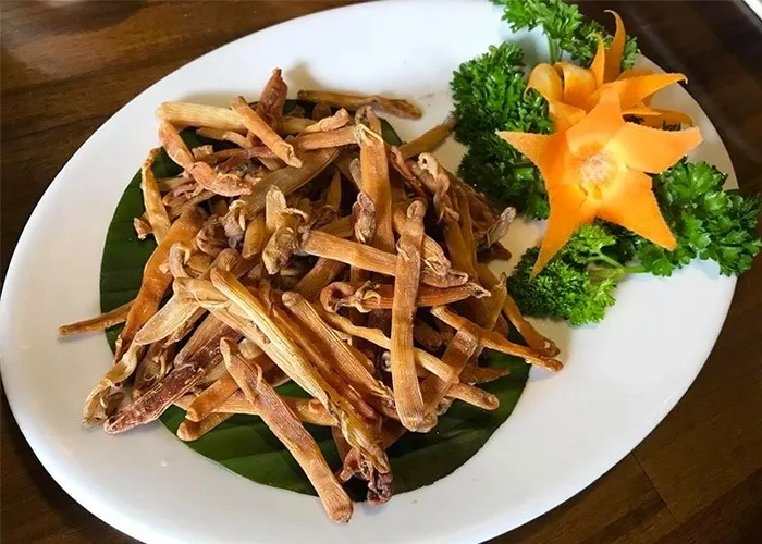 Sá sùng nướng trà cổ
