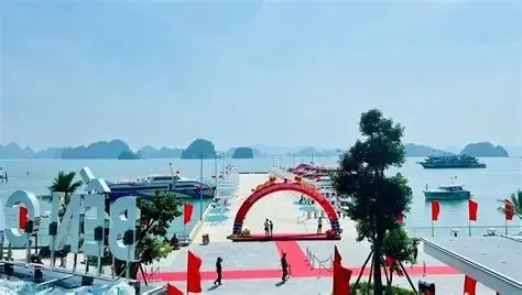 Vẻ đẹp của cảng Cái Rồng đến đảo Cô Tô