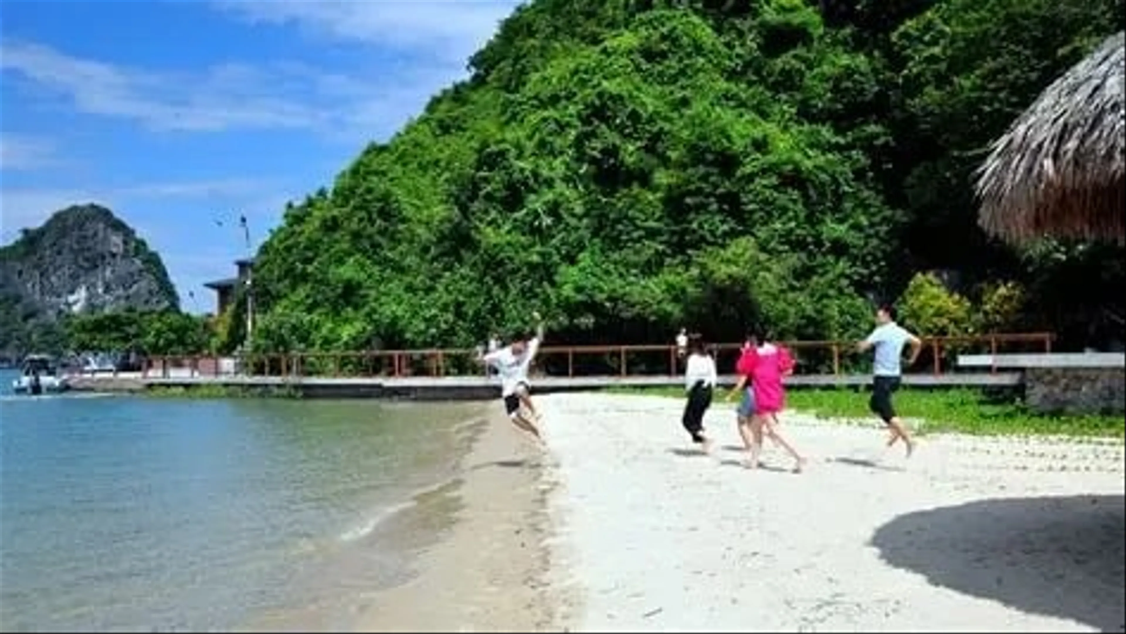 Ha Long Bay A Precious Jewel of Vietnamese Tourism
