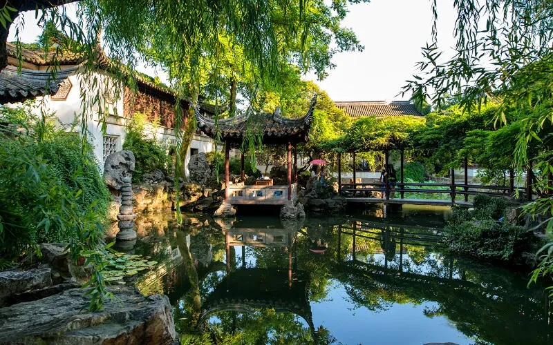 The Lingering Garden: A Masterpiece of Landscape Art