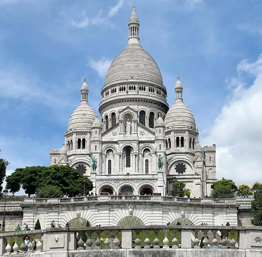 Exploring the Iconic Sacré-Cœur Basilica