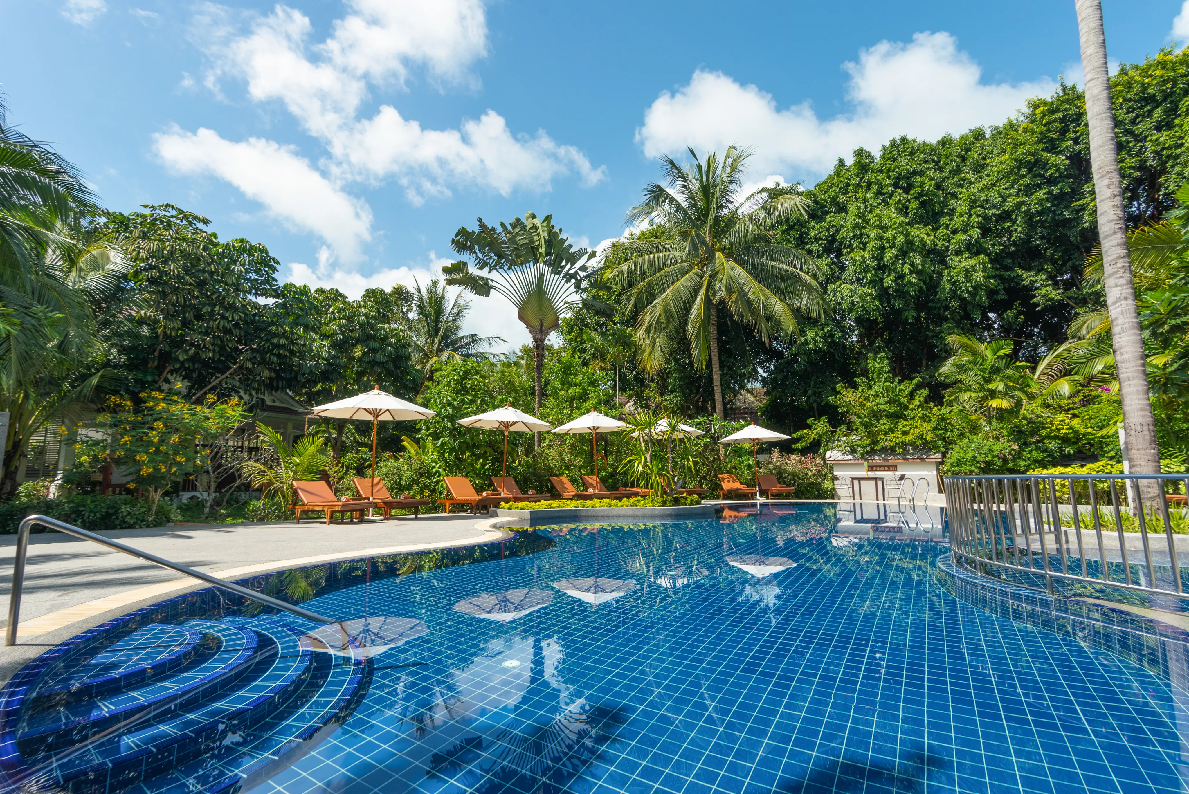 Accommodation Options: Staying in Paradise
