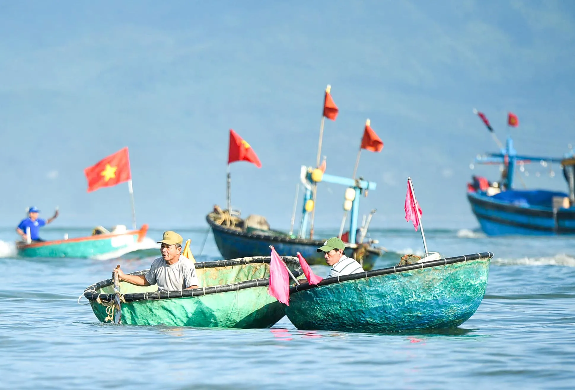Khám phá cuộc sống ngư dân địa phương
