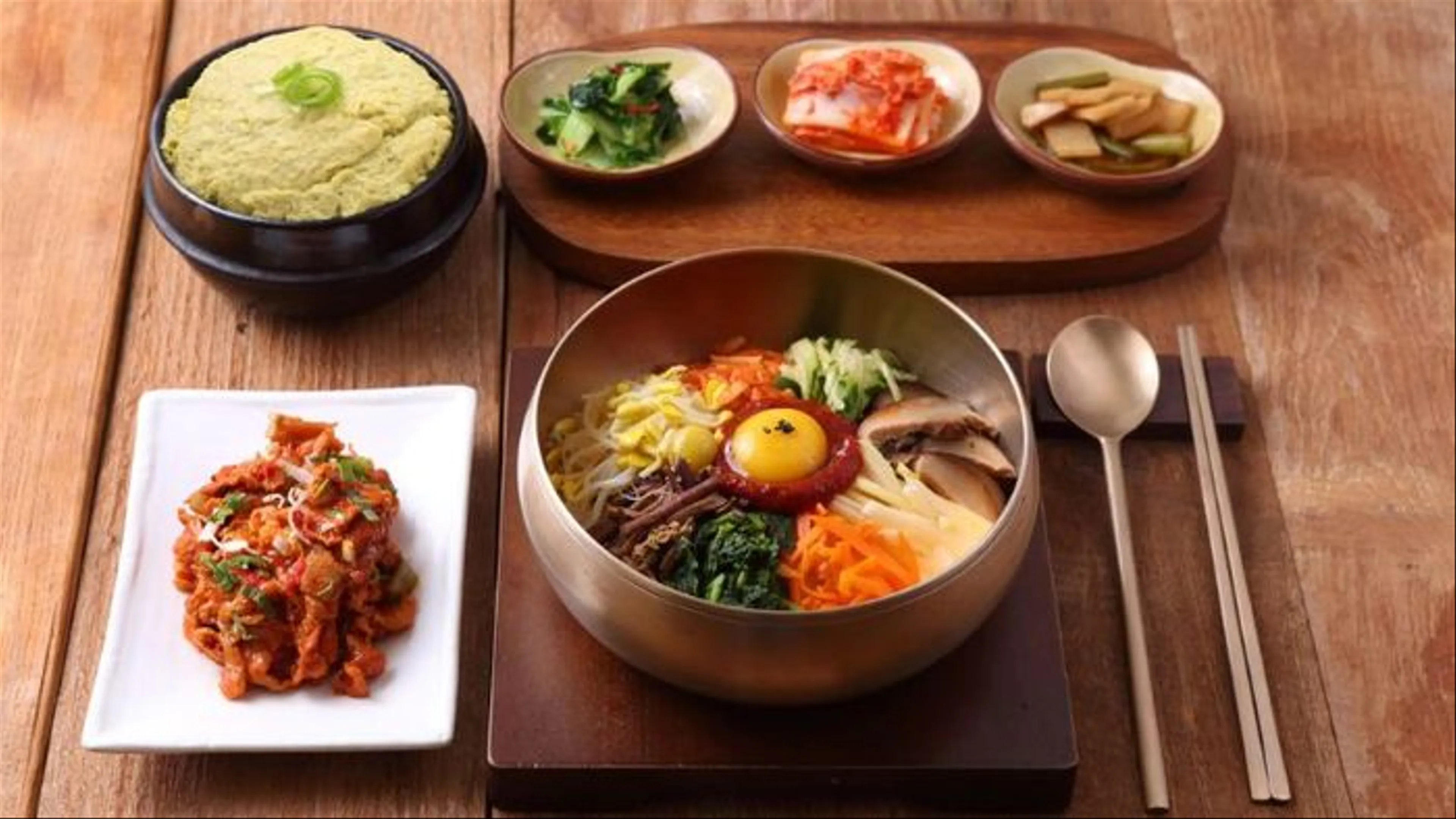 Thưởng Thức Bibimbap Ngon Tuyệt Vời Tại Jeonju, Hàn Quốc