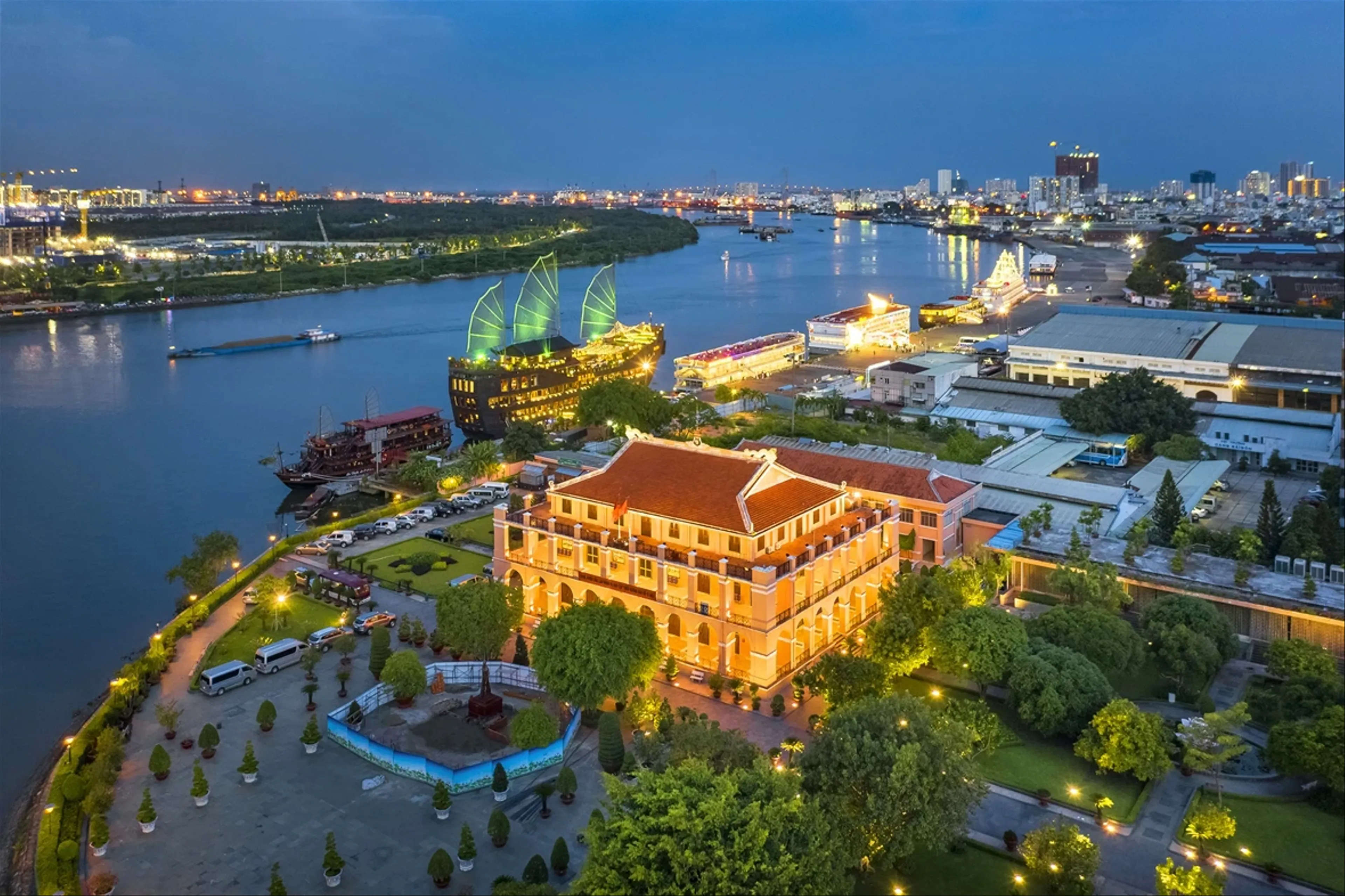 Những điểm đến tuyệt vời tại Thành phố Hồ Chí Minh bạn không nên bỏ lỡ