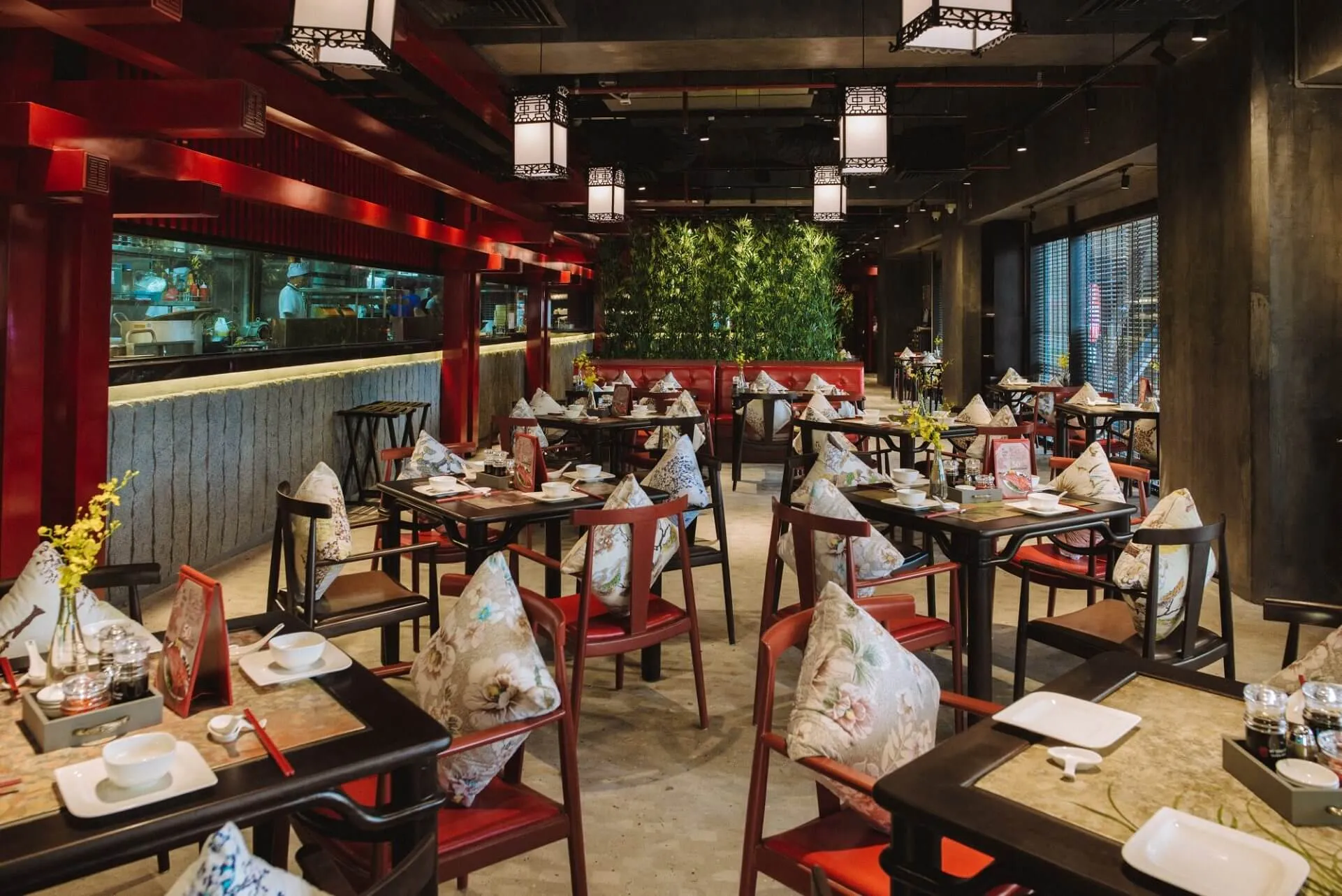 Không gian và phong cách phục vụ tại quán