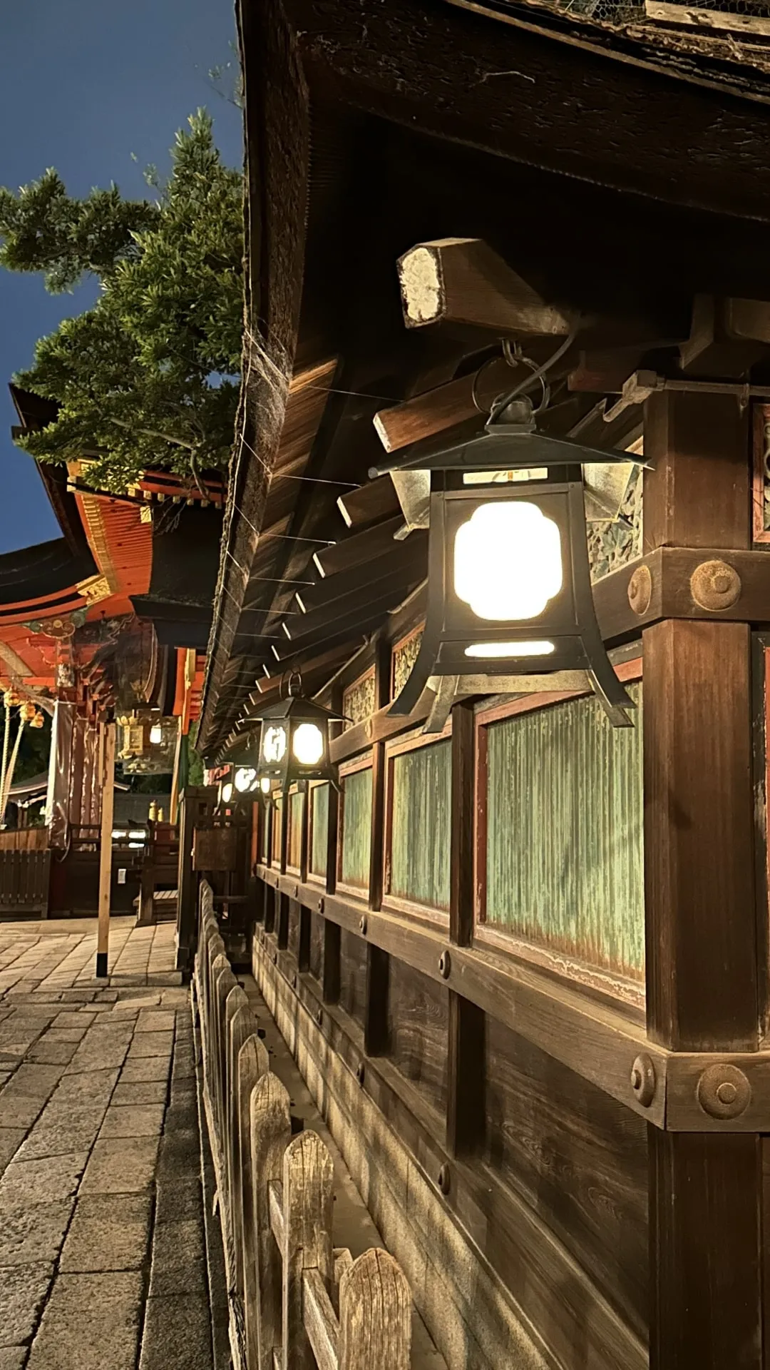 Visit to Yasaka Shrine: Spiritual Heart of Gion