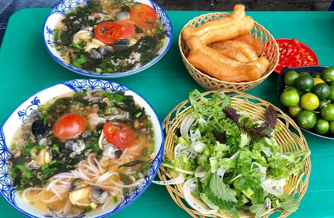 Bún Ốc Cô Thêm