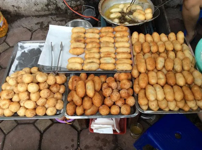 5 địa chỉ bánh rán mặn ở Hà Nội ngon có tiếng nhiều năm