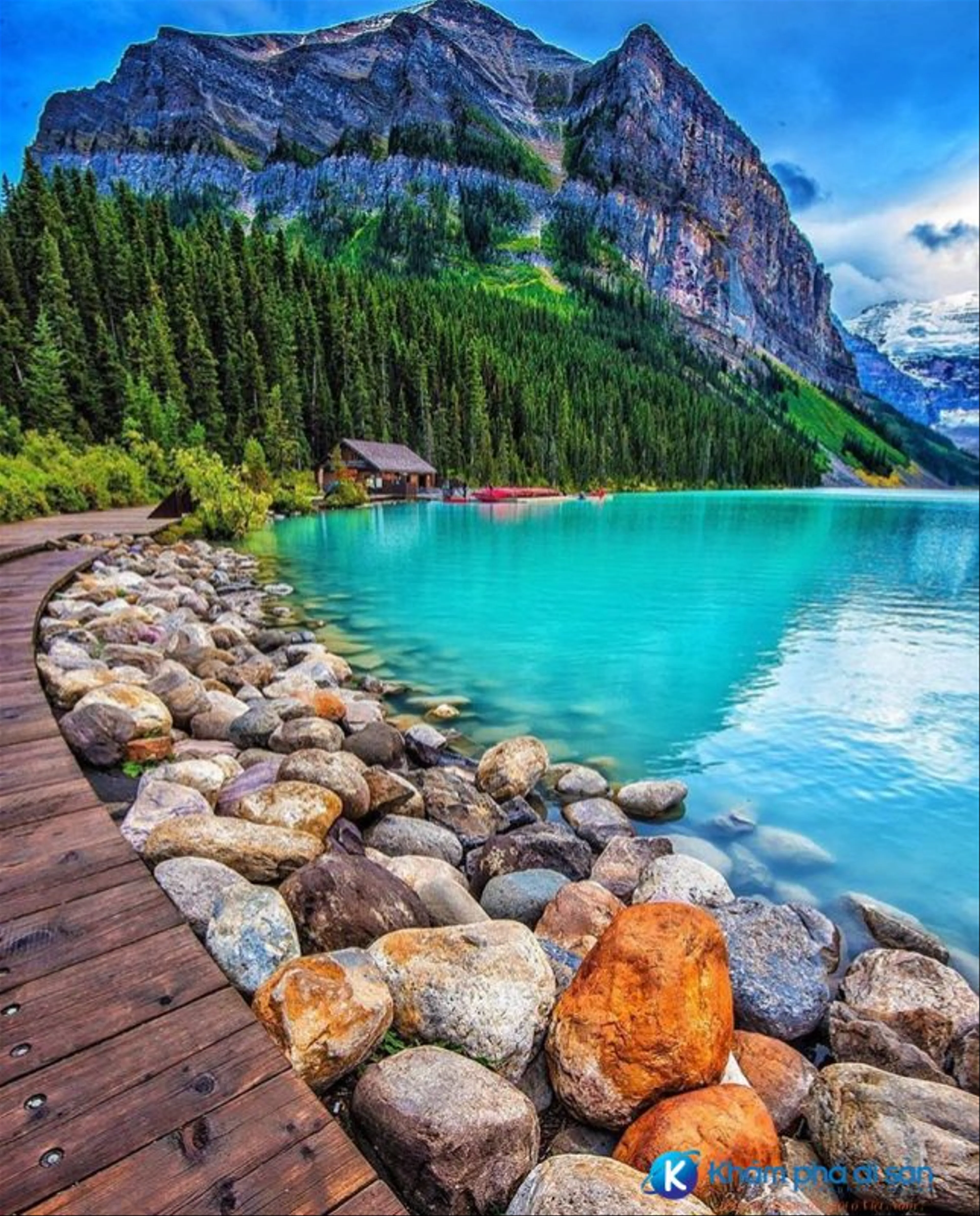 Khám Phá Sự Huyền Bí Của Hồ Louise: Viên Ngọc Xanh Giữa Dãy Rockies