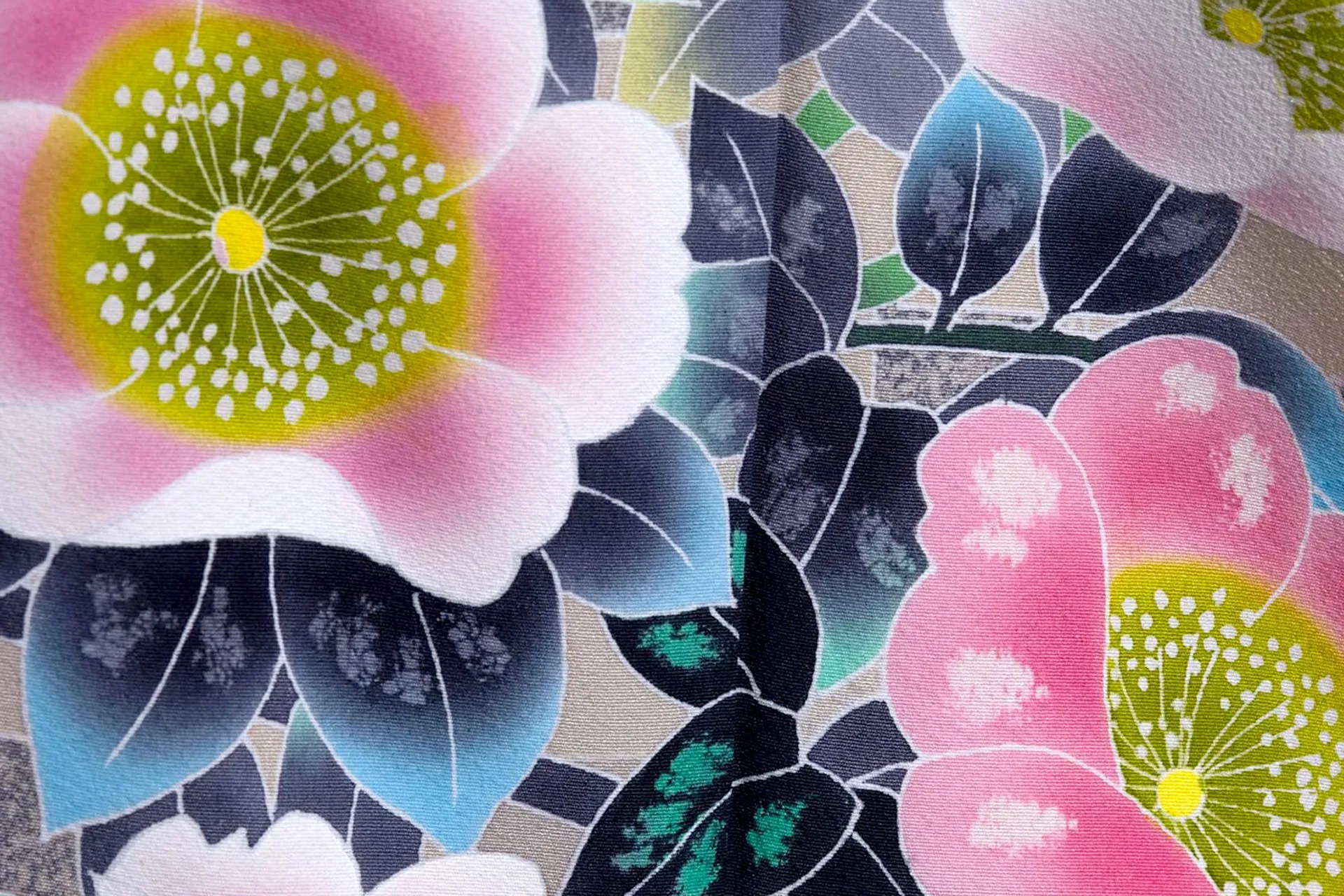 Kaga Yuzen: The Vibrant World of Traditional Textile Dyeing