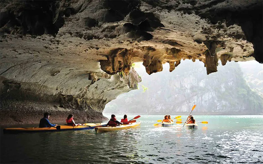 Best Times to Visit for a Kayaking Adventure
